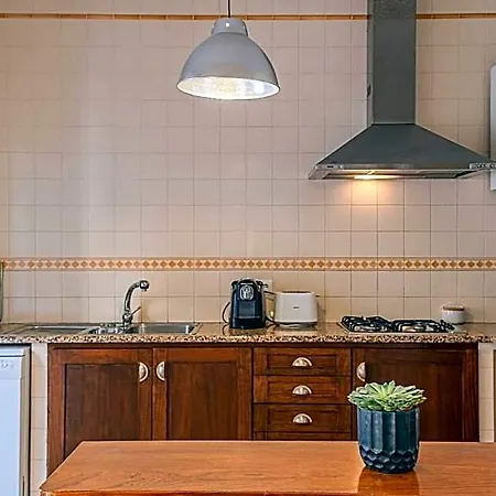 Semesterbostad Cozy Pool House